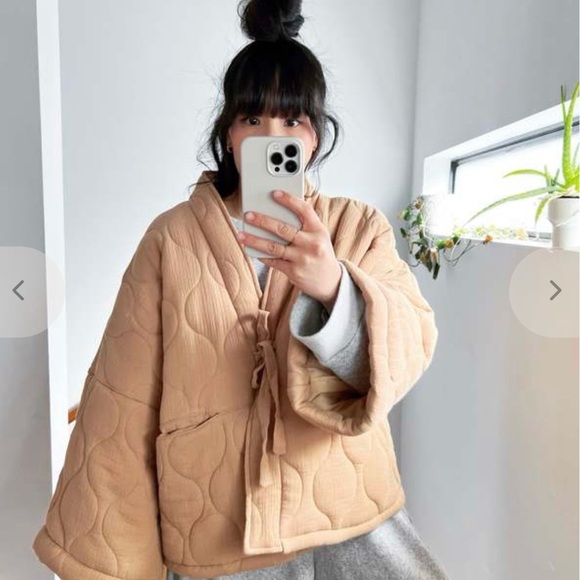 Amente Jackets & Blazers - Amente Quilted Women's Jacket